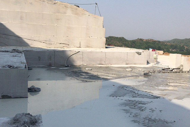 Opération sur le terrain